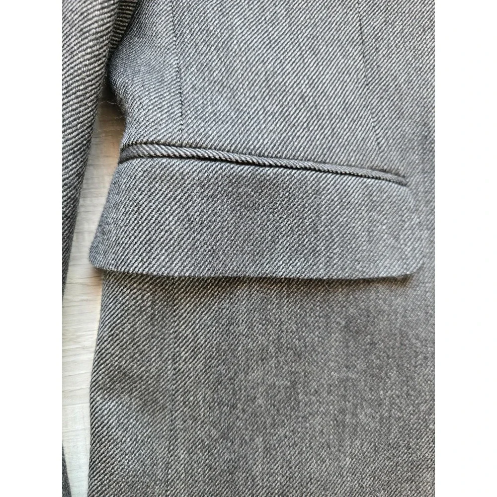 Stafford Men's Gray Herringbone Sport Coat Blazer 2 Button Center Vent Size 46R